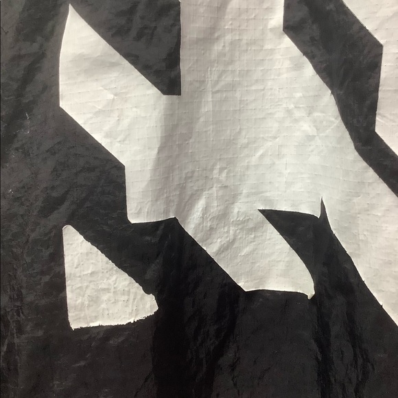 Off-White Oversized Windbreaker UNISEX - Picture 15 of 16